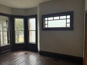 219 W Rush St in Kendallville, IN - Building Photo - Building Photo