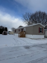 154 Pheasant Run in Lapeer, MI - Building Photo - Building Photo