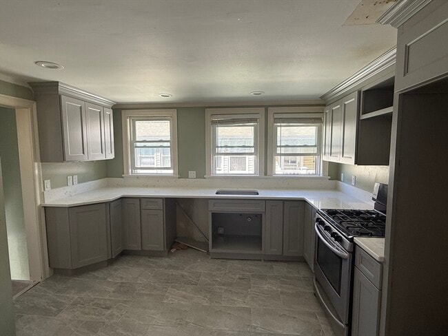 61 Puritan Rd in Somerville, MA - Building Photo - Building Photo