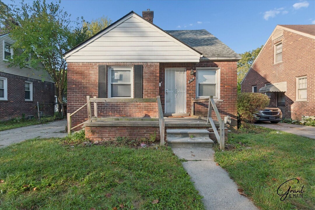 6175 University Pl in Detroit, MI - Building Photo