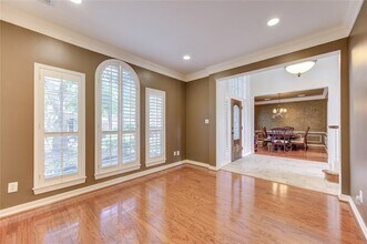 5007 Cambridge St in Sugar Land, TX - Building Photo - Building Photo