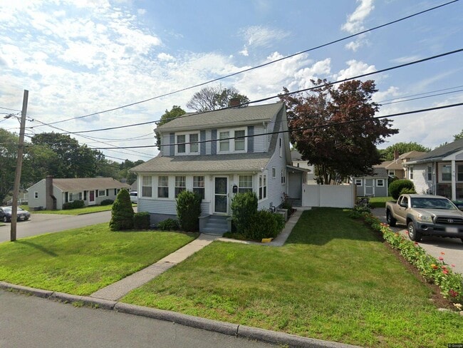 105 Bickford Rd, Unit #1