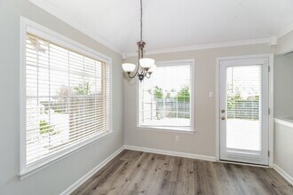 490 Bruins Trce in Memphis, TN - Building Photo - Building Photo