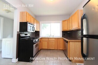 110 Valley Ave NW in Grand Rapids, MI - Building Photo - Building Photo