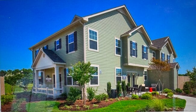 3801 Clarendon Wy
