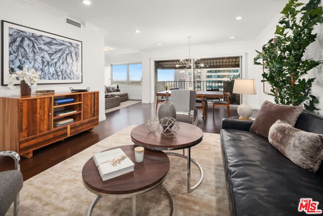 property at 10450 Wilshire Blvd