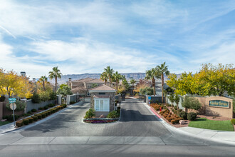 Garden Terrace in Las Vegas, NV - Building Photo - Building Photo