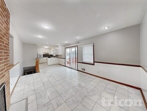 1 W 70th St, Unit 5 in Richfield, MN - Building Photo - Building Photo