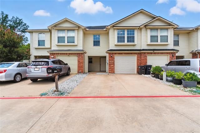 3905 Vista Mar Dr in Euless, TX - Building Photo