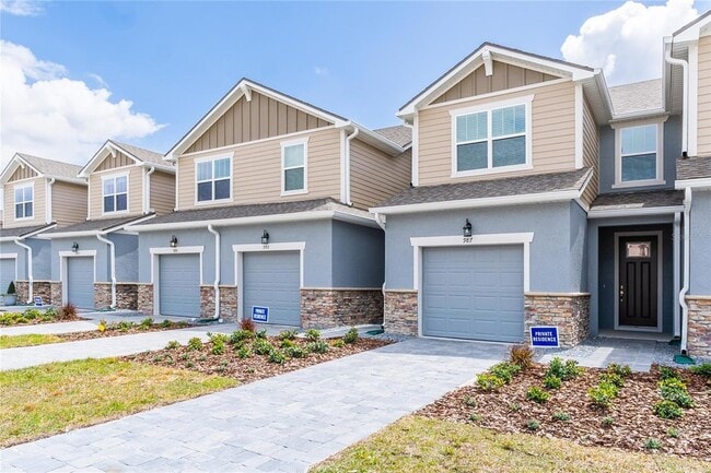 987 Spring Palms Lp in Alafaya, FL - Foto de edificio - Building Photo