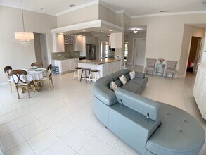 8074 Kaliko Ln in Wellington, FL - Building Photo - Building Photo
