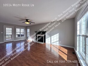 10514 Misty Ridge Ln in Charlotte, NC - Building Photo - Building Photo