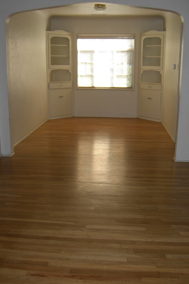 property at 402 N Santa Ana Ave