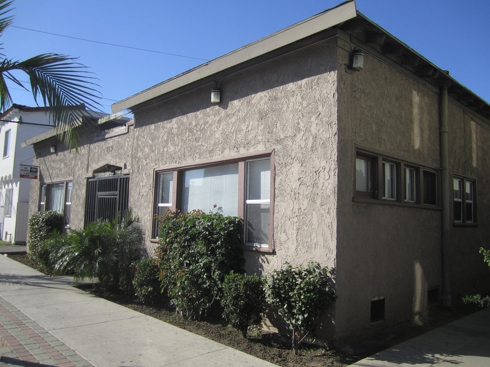 729 Lime Ave in Long Beach, CA - Building Photo