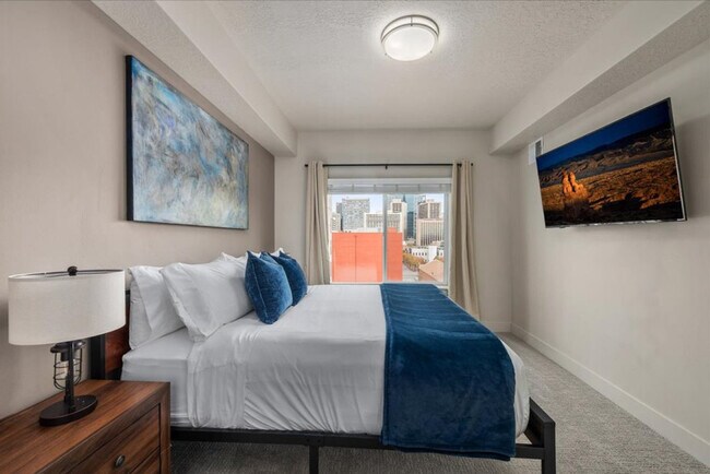 241 W 200 S in Salt Lake City, UT - Building Photo - Building Photo