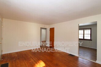 5352 Danroth Ct in Cincinnati, OH - Building Photo - Building Photo