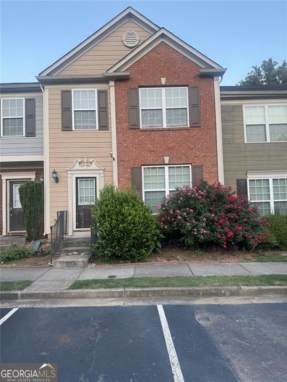property at 2787 Deerwood Ln