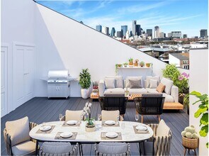 Seegar Townhomes in Dallas, TX - Foto de edificio - Building Photo