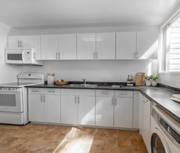 Christie Point in Victoria, BC - Building Photo - Building Photo