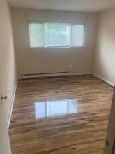 5 Turnpike in Townsend, MA - Building Photo - Building Photo