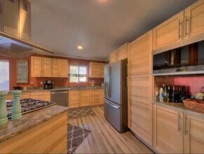 1228 Canon Vista Dr in Moab, UT - Foto de edificio - Building Photo