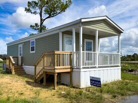 14 S Lake Side in Lake Placid, FL - Building Photo