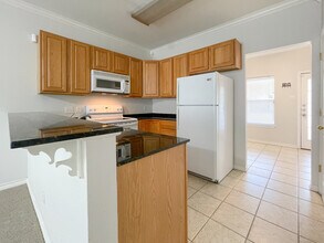 1401 Bagby Ave, Unit 10 in Waco, TX - Building Photo - Building Photo