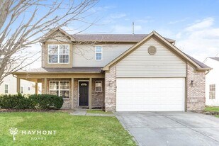 6101 E Newberry Ct in Camby, IN - Building Photo