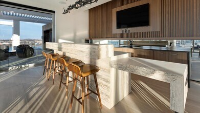 632 Howard Rd SE in Washington, DC - Foto de edificio - Building Photo