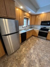 2397 N Roosevelt St in Aberdeen, SD - Building Photo - Building Photo