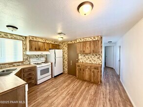 950 Tumbleweed Dr in Chino Valley, AZ - Building Photo - Building Photo