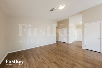 2222 N 90th Ln in Phoenix, AZ - Building Photo - Building Photo