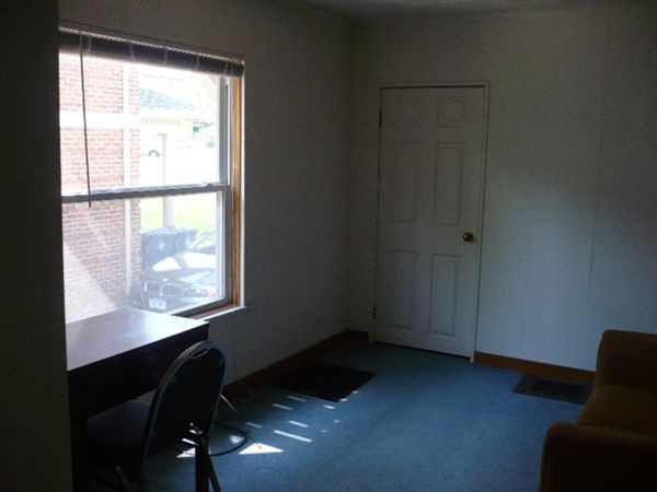 1352 Wilmot Ct in Ann Arbor, MI - Building Photo - Building Photo