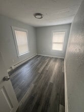 30 Plimpton St in Southbridge, MA - Building Photo - Building Photo