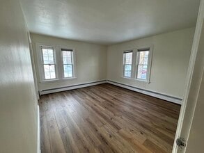 195 Court St in Plymouth, MA - Building Photo - Building Photo