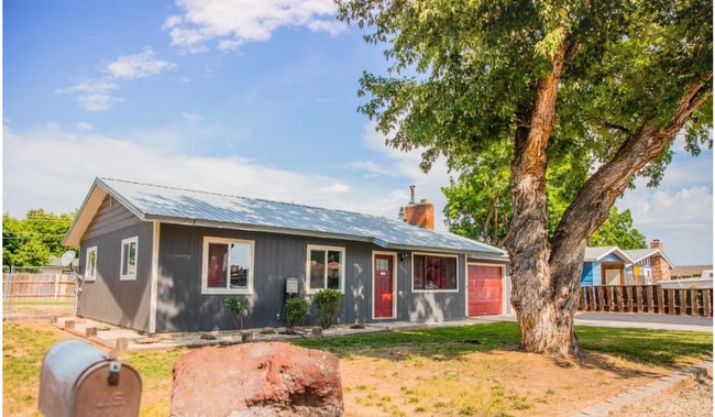 1609 N Plateau Ave in Caldwell, ID - Building Photo - Building Photo