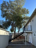 150 Mortensen Ln in Fernley, NV - Building Photo