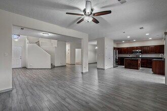 7019 Kayser Mill Rd NW in Albuquerque, NM - Foto de edificio - Building Photo