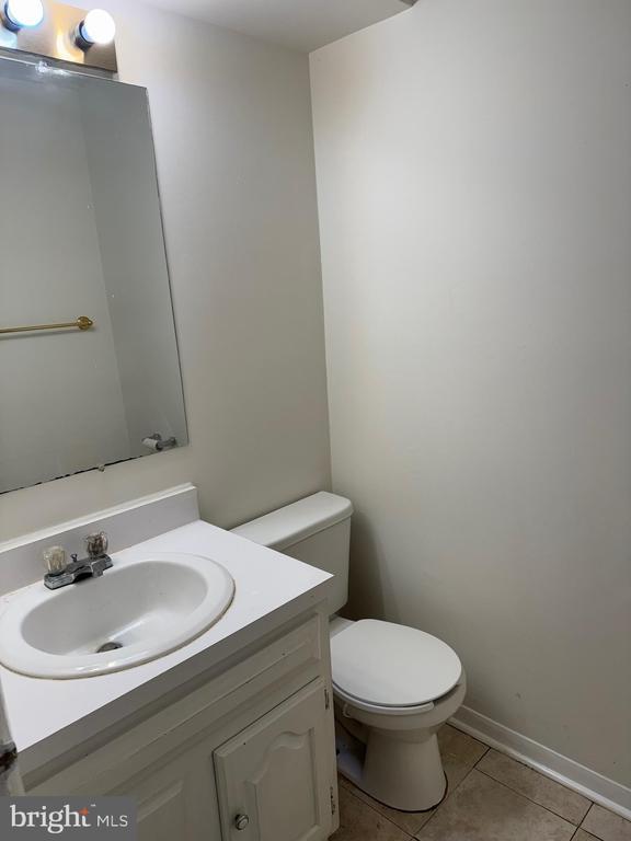 212 Cameron St in Berryville, VA - Building Photo - Building Photo