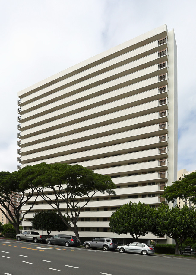 Greenwood Condominium in Honolulu, HI - Building Photo - Building Photo