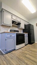 11907 Argonne Forest Trail in Austin, TX - Building Photo - Building Photo