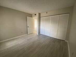 275 1st St S in Jacksonville Beach, FL - Building Photo - Building Photo