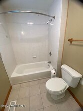 14 Woodrow St in Ocean Township, NJ - Building Photo - Building Photo
