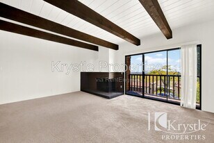 196 Kathy Ellen Dr in Vallejo, CA - Building Photo