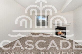 8143 Holmes St in Kansas City, MO - Building Photo - Building Photo