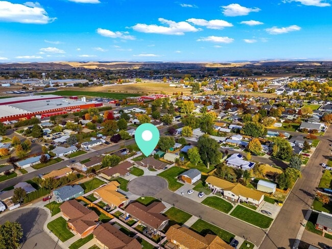 214 N Park Ave in Fruitland, ID - Building Photo - Building Photo