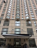 401 E Ontario St, Unit 3010 in Chicago, IL - Building Photo