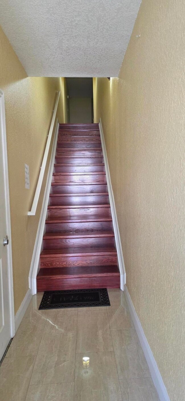 108 SW Peacock Blvd in Port St. Lucie, FL - Building Photo - Building Photo