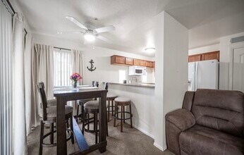 2110 Sealion Dr, Unit 2110 Sealion dr unit 201 in Las Vegas, NV - Building Photo - Building Photo