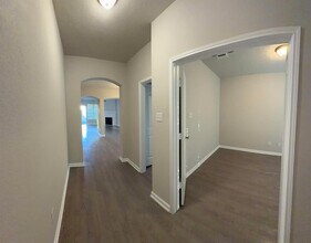 1841 Basin Trl in Brenham, TX - Building Photo - Building Photo